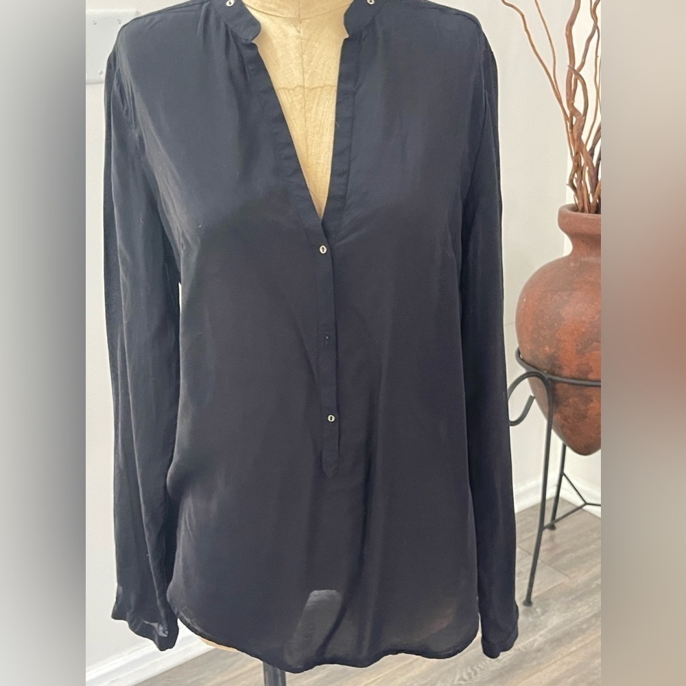 Zara Woman Long Sleeve Gold Button 100% Viscose Size M Black Blouse